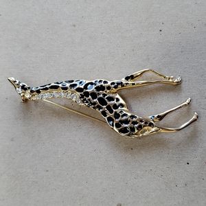 Beautiful Vintage Black/Gold Giraffe Brooch with Rhinestones